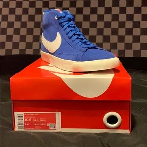 Nike Blazer Mid QS ST Stranger Things